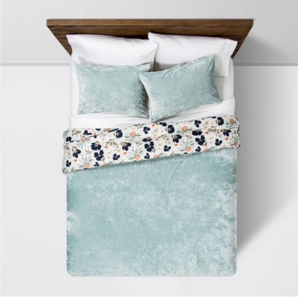 Opalhouse Bedding Opalhouse Queen Reversible Velvet Floral Comforter In Dusty Jade Boho